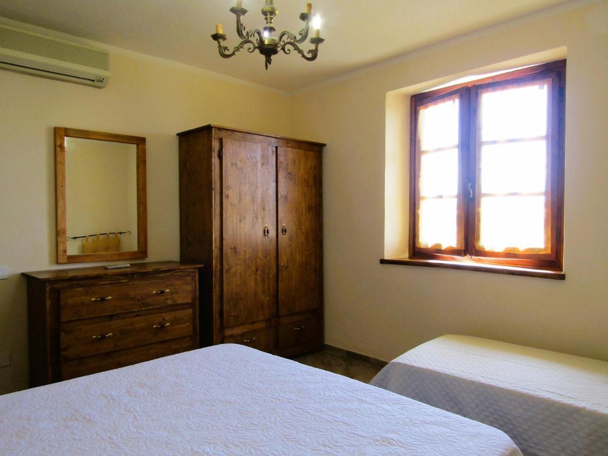 Casina Di Desiree E Aurora Villa Corsanico-Bargecchia ภายนอก รูปภาพ